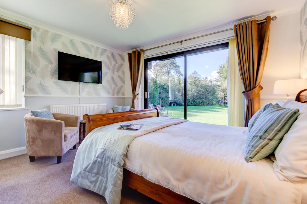 Meadfoot Guesthouse Room Only Accommodation For Adults Windermere Eksteriør billede