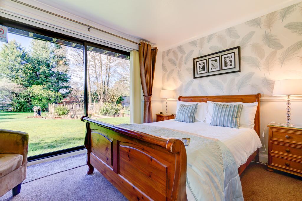 Meadfoot Guesthouse Room Only Accommodation For Adults Windermere Eksteriør billede
