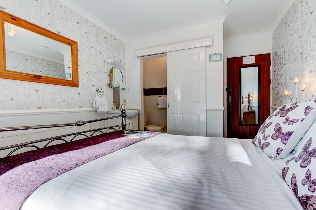 Meadfoot Guesthouse Room Only Accommodation For Adults Windermere Eksteriør billede