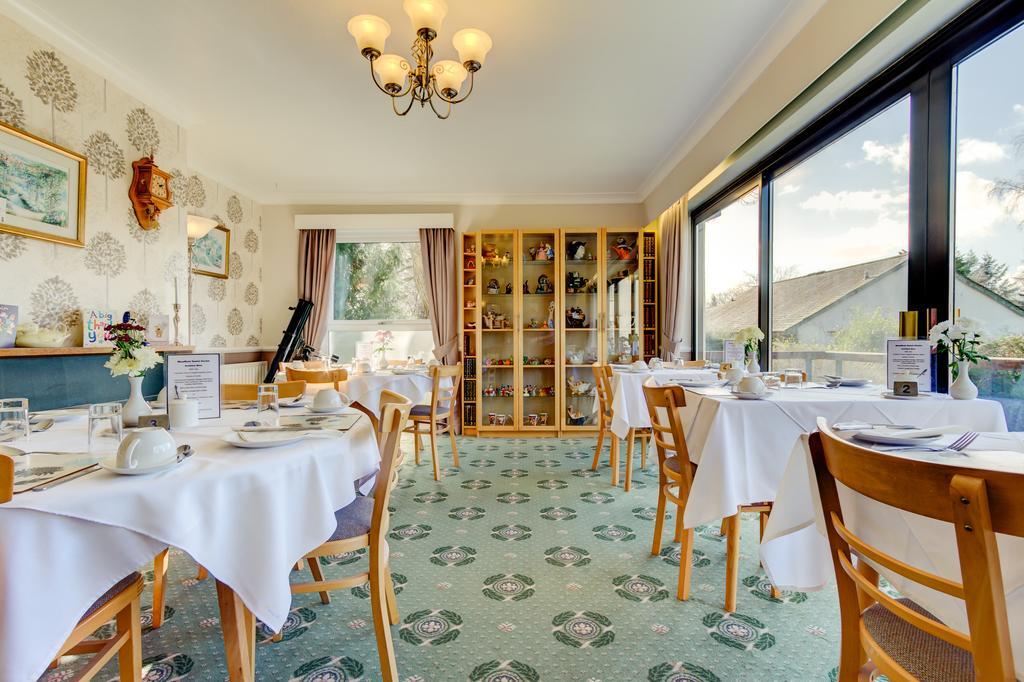Meadfoot Guesthouse Room Only Accommodation For Adults Windermere Eksteriør billede