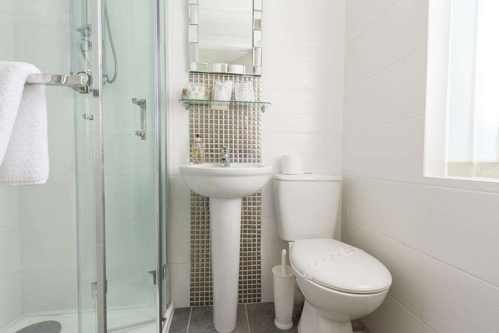 Meadfoot Guesthouse Room Only Accommodation For Adults Windermere Eksteriør billede