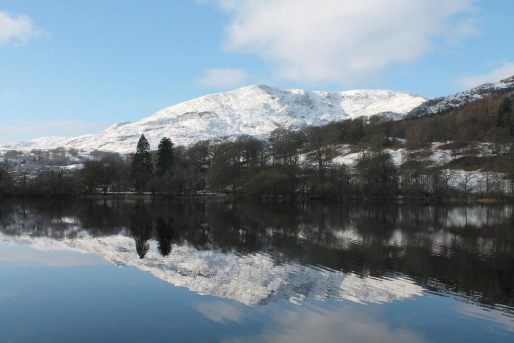 Meadfoot Guesthouse Room Only Accommodation For Adults Windermere Eksteriør billede